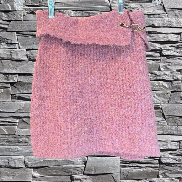 NWT Wild Fable Boucle Mini Skirt Fuzzy Pink Size Small - Picture 11 of 12